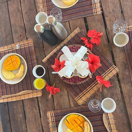 Sazani Beach Lodge And Tidal Lounge Нунгви Экстерьер фото